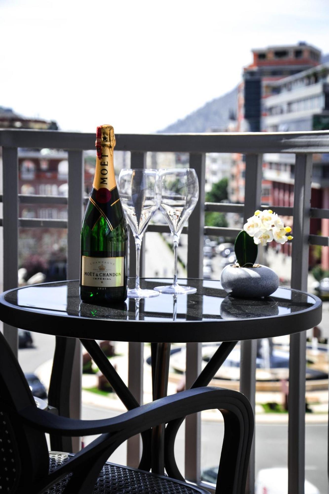 Horizont Apart-Hotel Shkodra Exterior foto